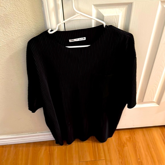 Blue shirt, 100% polyester, - Picture 1 of 2